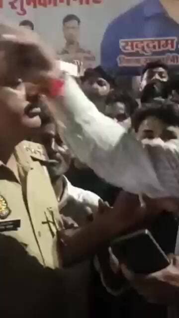 हापुड़- तेज रफ़्तार अनियंत्रित पिकअप ने महिला को रोंदा, महिला की दर्दनाक मौत #shorts