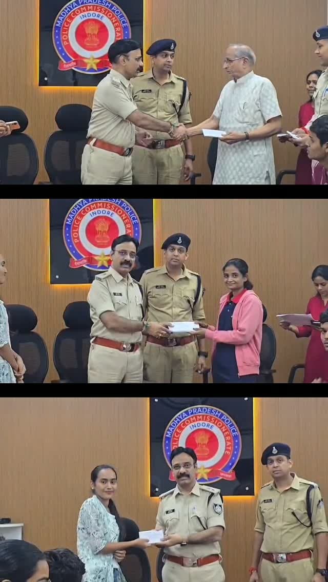 📱✨ रक्षाबंधन पर पुलिस का बड़ा उपहार! 🎁❤️
पुलिस उपायुक्त जोन-4 श्री सुनील मेहता के निर्देशन में जोन-4 पुलिस ने गुम हुए 32 मोबाइल फोन बरामद कर उनके वास्तविक मालिकों को लौटाए। 📱🔎
मोबाइल वापस मिलते ही लोगों के चेहरों पर आई खुशी और मुस्कान ने पुलिस की इस पहल को और खास बना दिया। 😊🙏
रक्षाबंधन पर अपनों की खुशियां लौटाना—जोन-4 पुलिस का अनमोल उपहार। 👮♂️❤️
#IndorePolice #Zone4 #Police #RakshaBandhan #LostMobile Recovered Indore
@mppolicedeptt @mohdept @indorepolicelive