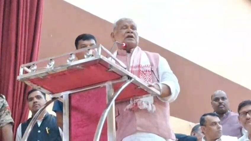 हमें मुख्यमंत्री नीतीश कुमार बनाए थे, इसमें कोई दो राय नहीं है। लेकिन हमें मुख्यमंत्री पद से भी नीतीश कुमार ने ही हटाया। हम क्या गलत काम कर रहे थे?