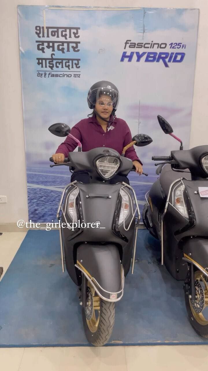 Biggest Discounts on Yamaha Sports Bike and Scooty🤩🏍️🛵
.
.
@Ratlamotors_indore Diwali 🎁 Offers 👇👇👇
1). Get 5000 ₹ Off on
FZX ,
2). Get 3000₹ on
FZsV3 & FZsV4
(Selected color )🏍️
(Till diwali)
2). 3000 ₹ Off on
Fascino 125Fi 🛵
(Till Diwali)
3). Get assured gift 🎁 on purchasing any vehicle in between *Dhanteras to Diwali*
(On all branches of Ratlam Motors)
4). Lowest DownPayment scheme
5). Lowest ROI
Address :
*Ratlam Motors Showroom available at*
📍☎️
1. Indore LIG : +91 96300 97320
2. Indore BhawarKua : +91 96300 97194
3. Ratlam : +91 96696 00123
&
4. Ujjain : +91 74899 40478
📞Call now to book your vehicle 🏍️🛵
.
Drop a ❤️ if u like my content
Please share🤗
Follow bhi kar lo yaar ab!😍
.
#diwali #diwalioffer #diwalioffers #bike #yamaha #scooty #bikeoffers #twowheeler #ratlam #motors #sportsbike #rider #biker #superbike #bikeenthusiast #speeddemon #motorcycle #indore #bikeshowroom #yamahashowroom #indorebikers #indoreriders #indori