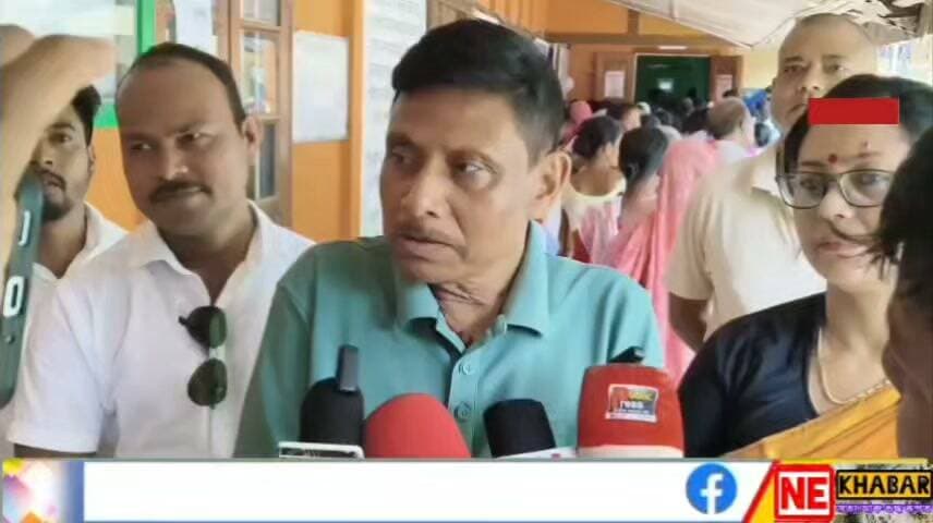 🛑 "আগিয়াত বিনামূলীয়া চকু পৰীক্ষা শিবিৰ ।"
🛑 "শতাধিক ৰোগীক চষ্মা বিতৰণ ।"
#nekhabar #assam #agia
