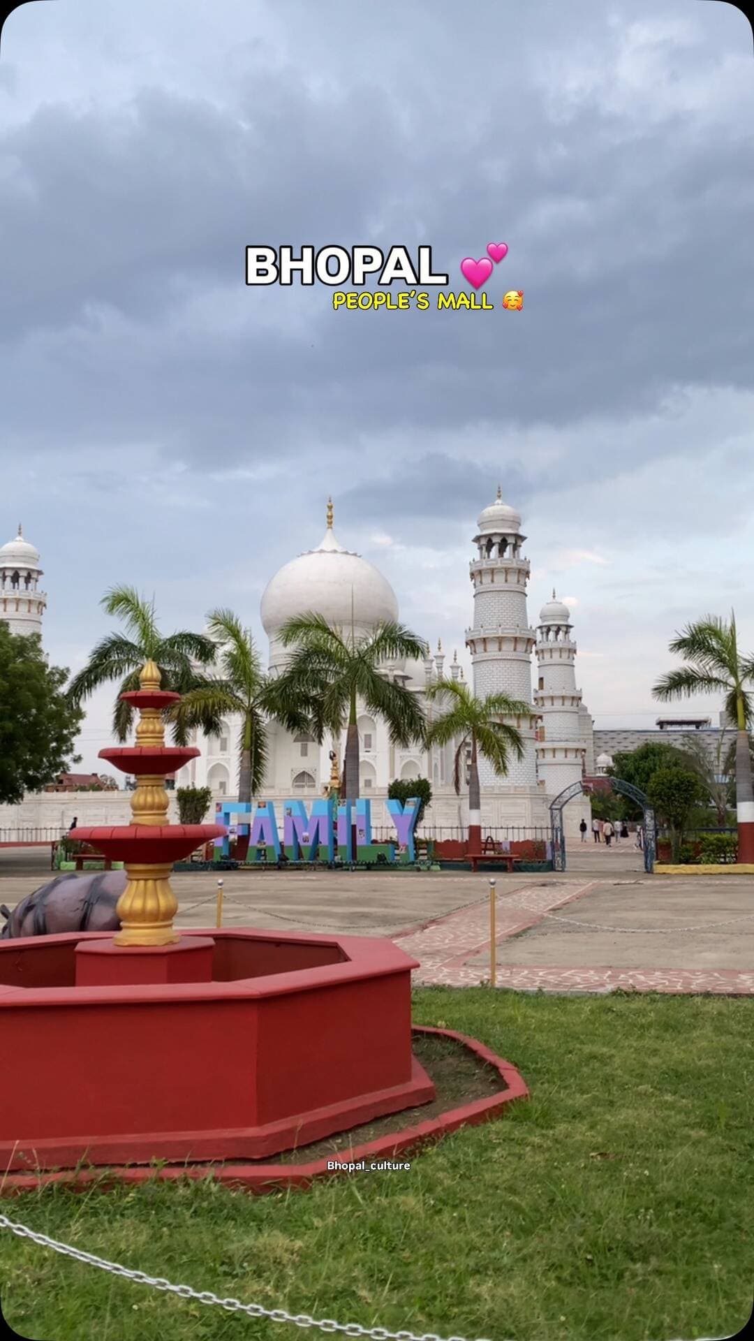 Bhopal me 7 Ajuba 🥰🥰⛈️
#bhopal #bhopal_the_city_of_lakes #bhopal_culture #bhopali #viral