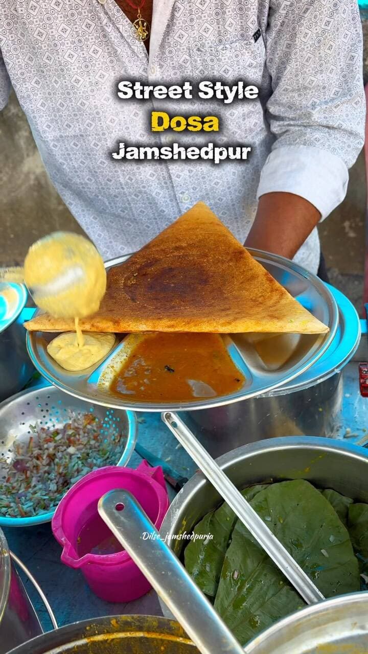 Street-style dosa in Jamshedpur — crispy, hot, flavorful, and made right on the streets. A simple bite with an unforgettable taste.
#Jamshedpur #StreetFood #Dosa #JamshedpurFood #StreetStyleDosa Foodie FoodReels IndianStreetFood DosaLovers
jharkhand
instagram
keepsupporting
reelsinstagram
reelkarofeelkaro
reelitfeelit
reels
trending
trendingreels