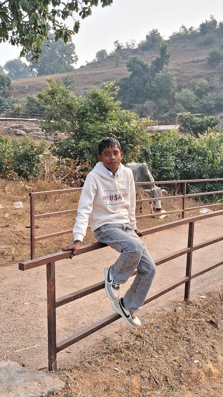 स्कूल परिसर में वज्रपात, सातवीं कक्षा के छात्र की मौ@त..