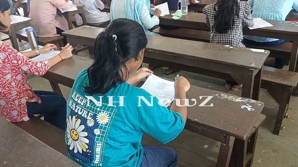 হাইলাকান্দির S.S. College প্রাঙ্গণে অনুষ্ঠিত হলো UDAAN Entrance Examination। সকাল থেকেই পরীক্ষার্থীদের মধ্যে দেখা যায় উৎসাহ ও উদ্দীপনা। জেলার বিভিন্ন প্রান্ত থেকে বহু ছাত্রছাত্রী এই প্রবেশিকা পরীক্ষায় অংশগ্রহণ করেন।
Dr-Milon Das ❤️
#NewsUpdate #newsfeed