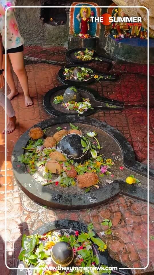 भगवान आप पर कृपा बनाये रखे