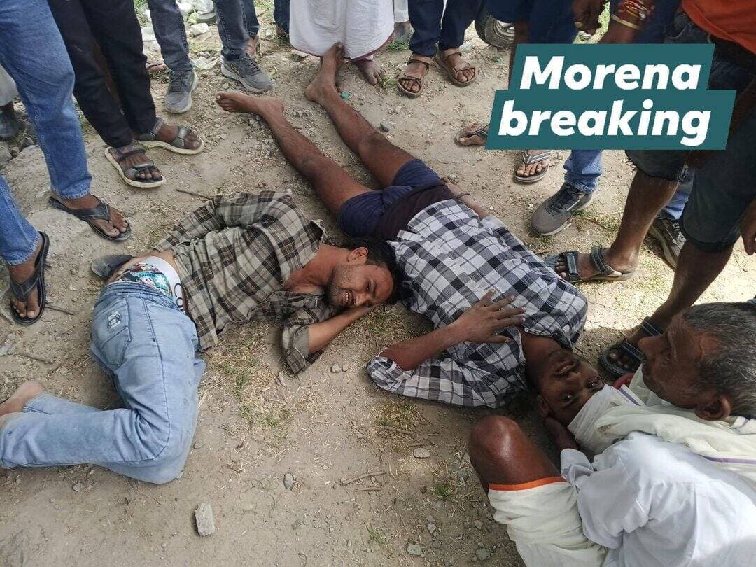मुरैना/ देवरी के पास हाईवे पर दो बाइक सवारों की हुई टक्कर,दोनों हुए घायल,अस्पताल में भर्ती 👇@morena Namaste Morena Morena Breaking Hello morena @highlight Bol Morena Ranveer Singh