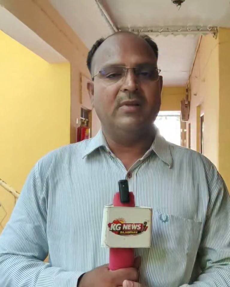नगर परिषद वार्ड नंबर 34 कांग्रेस प्रत्याशी के रूप में रामदेव गुर्जर ने भरा नामांकन रामदेव गुर्जर