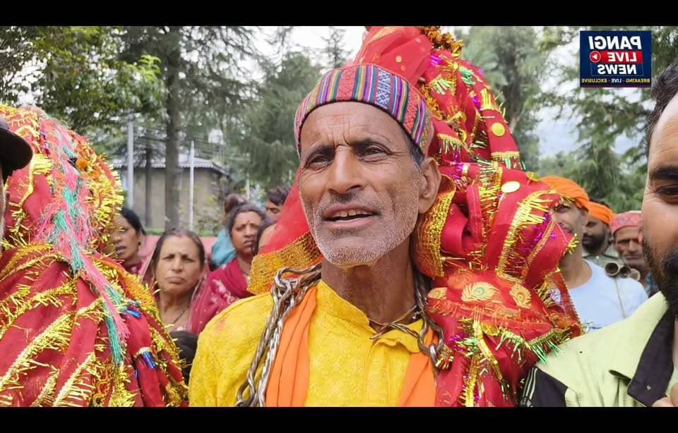 डोडा भद्रवाह से आई छड़ी यात्रा चंबा से आज श्री मणीमहेश के लिए रवाना हुई