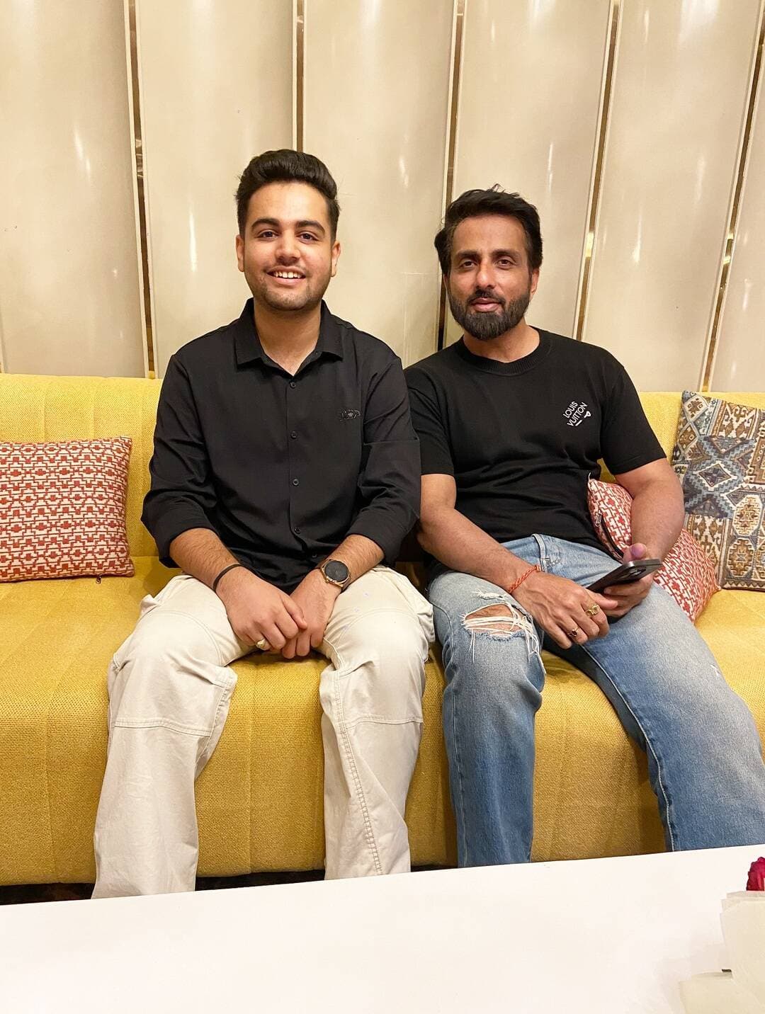 Meet the legend himself тАУ @sonu_sood ЁЯШНтЬи Truly a moment to remember! ЁЯЩМ