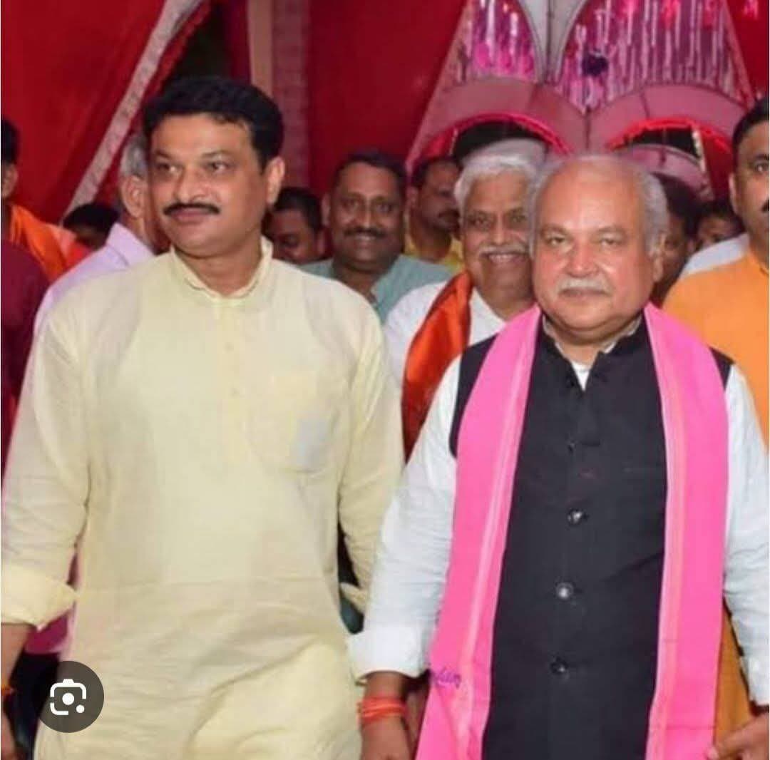 आपको जन्मदिन की हार्दिक शुभकामनाएं एवं बधाई
<nis:link nis:type=tag nis:id=happybirthday nis:value=happybirthday nis:enabled=true nis:link/>