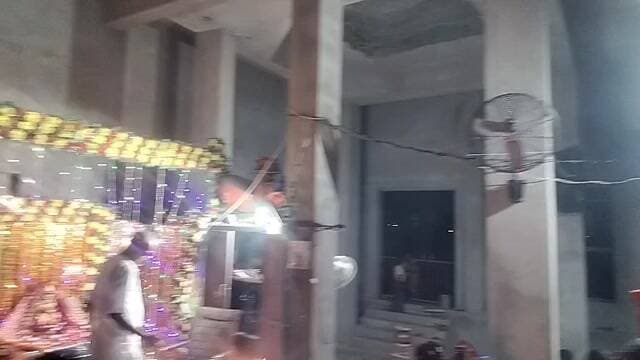 बाटोदा कस्बे में बोहरा जी तालाब स्थित चौथ माता मंदिर पर संकष्टी चतुर्थी पर चौथ माता मंदिर में उमड़ी श्रद्धालु महिलाओं की भीड़