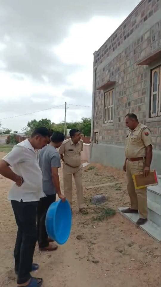 भारतीय सेना के जवान के घर को चोरों ने बनाया निशाना, लाखों के जेवरात और नकदी चुराई,बालेसर के दुगर गांव का मामला...........