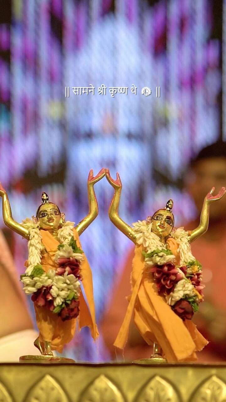 जहाँ कान्हा, वहाँ सुकून 🦚💙
Follow 👉 @bsb_vlogs
#vrindavan #janmashtami #krishnajanmashtami❤️ #radhekrishna #reels