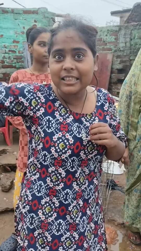 'नेता फोटो खींचने आते हैं, मदद करने नहीं', बाढ़ पीड़ित का छलका दर्द- नाव वाले न होते तो सब मर जाते
#ChitrakootFlood
