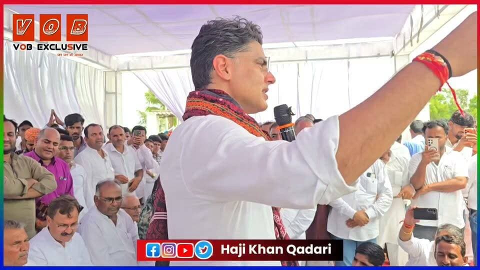 सरहद पर हुई अतिक्रमण हटाने के नाम पर धार्मिक स्थलों पर कार्यवाही को लेकर सचिन पायलट बोले - आप लोगों ने समझदारी दिखाई, इनके मंसूबों पर पानी...
Sachin Pilot Harish Chaudhary Gafur Ahamad