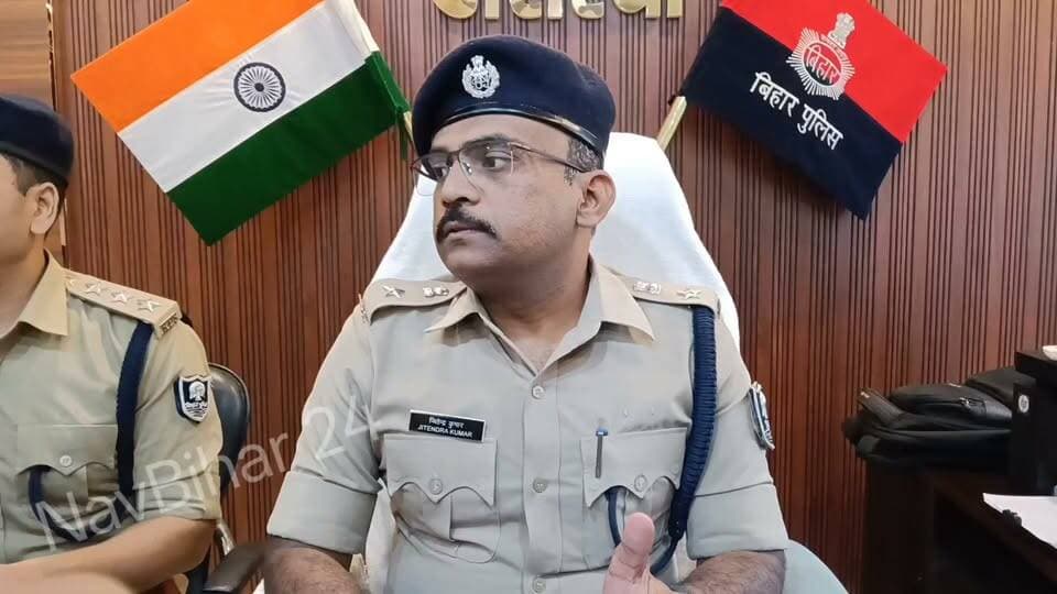 हथियार के जकिरा और बम बनाये जाने वाले ओजार के साथ हरिपुर से खुर्शीद गिरफ्तार
