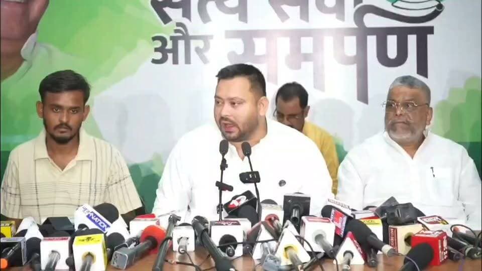 Lakhendra Paswan पर FIR की मांग, Tejashwi Yadav का बड़ा ऐलान, नहीं तो जाम करेंगे... Bihar News |