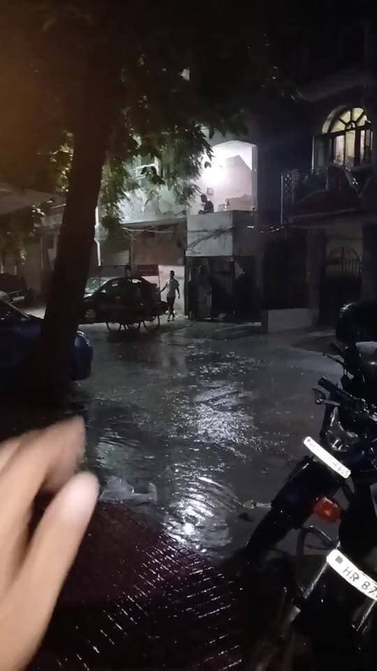 फरीदाबाद में हुई झमाझम बारिश गर्मी से राहत..