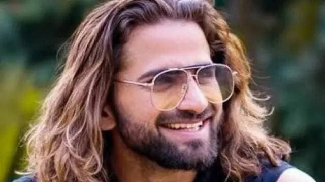 सिंगर अंकित बालियान की शामली में हत्या कर दी गई थी, उनकी पत्नी का कहना है की मासूम शर्मा वीडियो ही बना सकते हैं. उन्होंने फोन तक नहीं किया. क्या मासूम शर्मा को उनके घर पहुंचना चाहिए ?
#ankitbaliyan
#masoomsharma
#viral
#trending