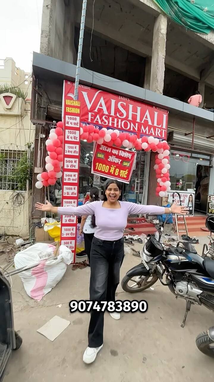 ‼️1200/- Me 3 Jeans😱💥
👖BIGGEST FASHION DEAL ALERT! 👖🔥
Ladies, it’s time to upgrade your wardrobe without spending a fortune! 😍💃
✨ Get 3 High-Quality Jeans for just ₹1200 at Vaishali Fashion Mart! 🛍️🔥
Choose your favorite styles:
👖 Baggy Jeans
👖 Mom Fit Jeans
👖 Straight Fit Jeans
👖 6 Pocket Jeans
✨ And many more trendy designs!
💯 Premium Quality
💯 Super Comfortable
💯 Trendy & Stylish
💯 Perfect for Daily Wear & College Looks
🌟 Not just that!
🤎 Korean Fabric Boot Cut Pants also available for ONLY ₹1200! 🤯✨
✔️ Ultra Comfortable
✔️ Premium Fabric
✔️ Perfect Fit
✔️ Elegant & Trendy Look
🔥 And the most demanded article of the season…
👖✨ Get 3 Linen Pants for just ₹1400 ✨👖
💫 Soft & Breathable Fabric
💫 Super Comfortable
💫 Premium Finish
💫 One of the Most Trending & Demanding Fashion Articles in India 🇮🇳🔥
Why spend more when you can get premium fashion at unbeatable prices? 😍🛍️
🏃♀️ Hurry up! Grab your favorite styles before stocks run out! ⏳🔥
📍 Visit Vaishali Fashion Mart today and refresh your wardrobe with the latest fashion trends! 💃✨
.
.
Follow @videsibhopal ack
.
.
.
#bhopal #explorepage #bhopalcity #explorebhopal #cityoflakes