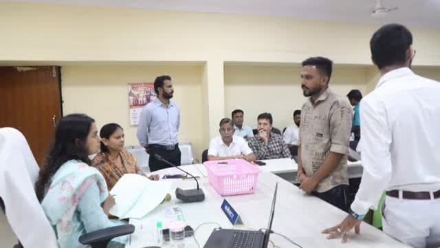 मुख्यालय पर सम्पन्न हुई जनसुनवाई में 95 आवेदन प्राप्त, जनसुनवाई कलेक्टर ने की