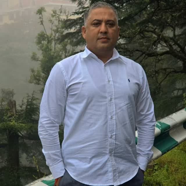 श्री मनोहर ठाकुर जी को ASI से SI पद पर पदोन्नति होने पर हार्दिक बधाई एवं शुभकामनाएं। 🎉💐