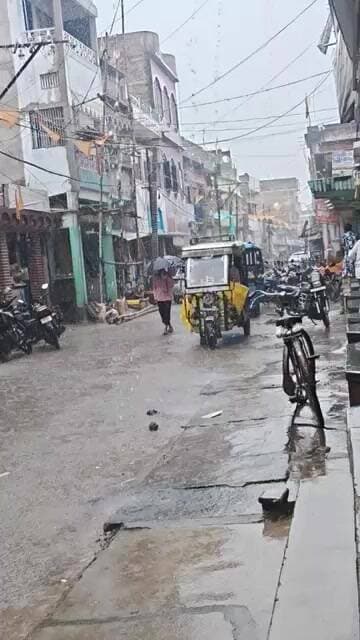 संग्रामपुर में मूसलाधार बारिश शुरू हो चुका है 3 दिन से मूसलाधार दे रहा है बारिश
हर हर महादेव 🙏🚩🙏
महादेव को लाइफ में आकर मांग किए थे बारिश तो अभी तक दे रहा है बारिश
#live #video #barish