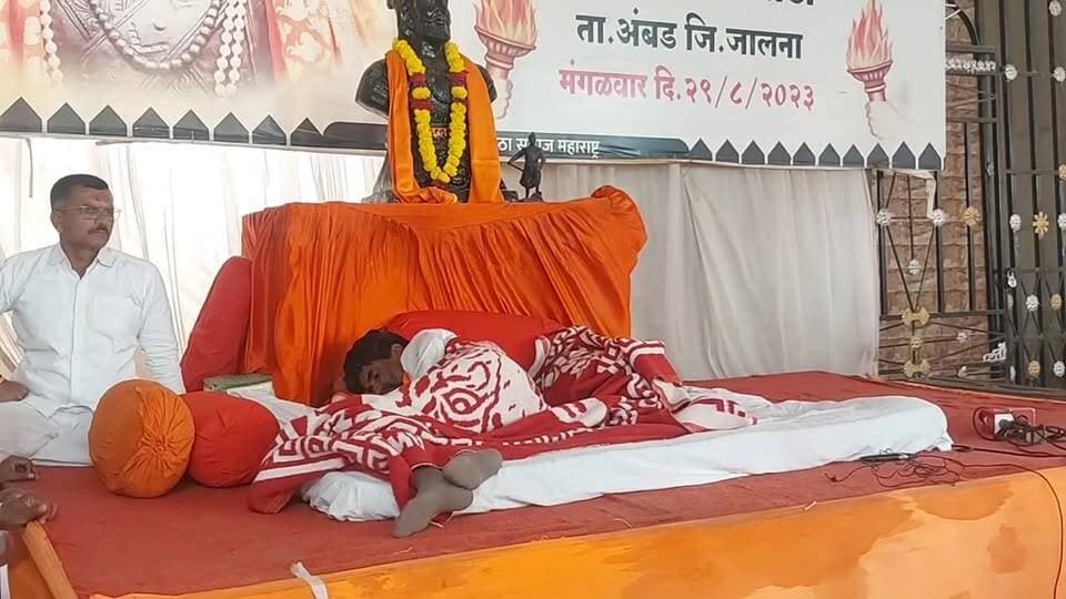 मनोज जरांगे पाटील यांची तब्यत खालावली उपोषणाचा पाचवा दिवस लाईव्ह.. #manojjarangepatil #antarwalisarati