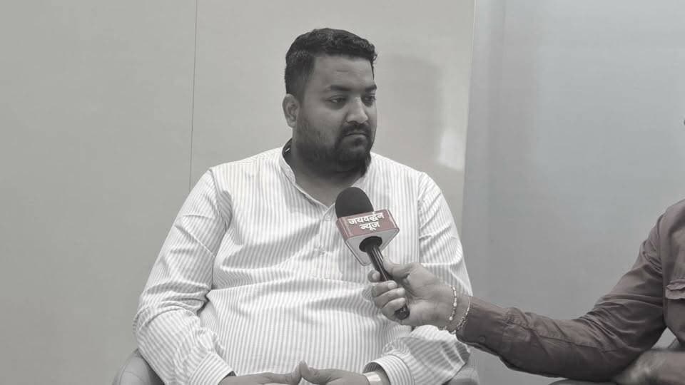 नाथद्वारा नगरपालिका में निर्दलीय प्रत्याशी पीयूष लावटी से सीधी बात, जीत के बाद वार्ड 14 में सबसे पहले क्या करेंगे?
.
#Nathdwarannews #Nagarnikaychunav #Jaivardhannews