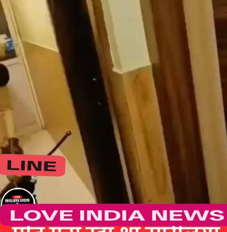पीड़िता रुचि पटेल निवासी ग्राम सिंगार थाना गुरसराय की रहने वाली है, इनकी शादी 11जून 2019 को ग्राम सुट्टा के निवासी आकाश कुमार निरंजन पुत्र थान सिंह के साथ हुई थी, जो कि BSF के सब इंस्पेक्टर हैं इन पर आरो है कि इन्होंने अतिरिक्त दहेज की मांग को लेकर प्रताड़ित किया जिसके संबंध में न्यायालय में मुकदमा विचाराधीन है, पति आकाश कुमार निरंजन नौकरी के नशे में बिना किसी विवाह विच्छेद के शिल्पी शर्मा जो कि सर्वोदय नगर गाजियाबाद की रहने वाली है से शादी कर ली जिसके साथ पीड़िता ने अपने परिवार जनों के साथ इन्दौर के कृष्णा रेजिडेंस होटल में कमरा नं 105 में पुलिस के साथ आपत्तिजनक स्थिति में पकड़ा।