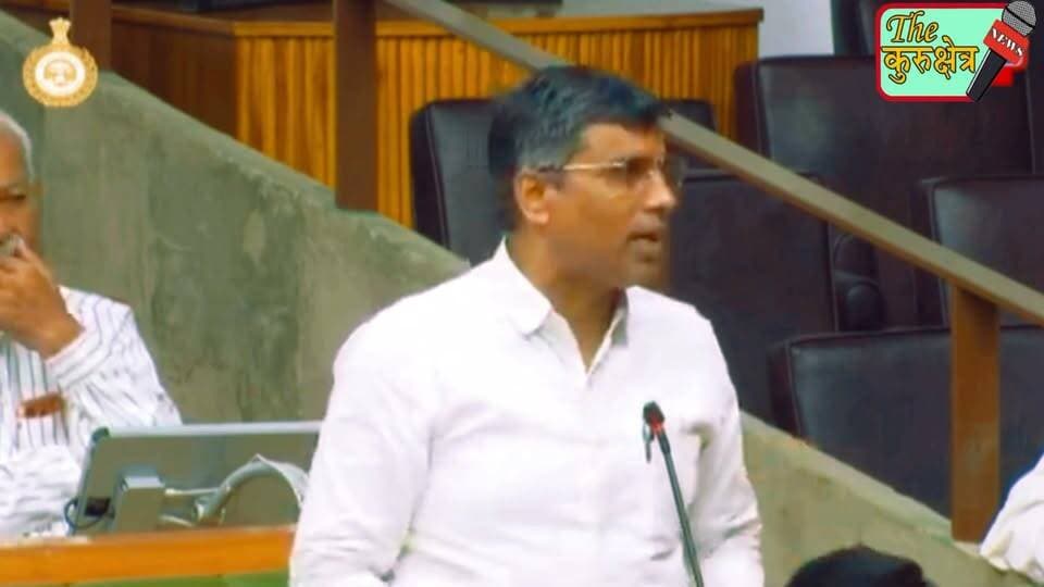 हरियाणा विधानसभा में विधायक आदित्य चौटाला और मंत्री महिपाल ढाँडा की जुबानी जंग
https://youtu.be/Q3cSMgDfxcE
The Kurukshetra Nayab Saini Kurukshetra News कुरुक्षेत्र Aditya Devilal Mahipal Dhanda प्यारा हिंदुस्तान Deepender Singh Hooda Bhupinder Singh Hooda Abhay Singh Chautala
