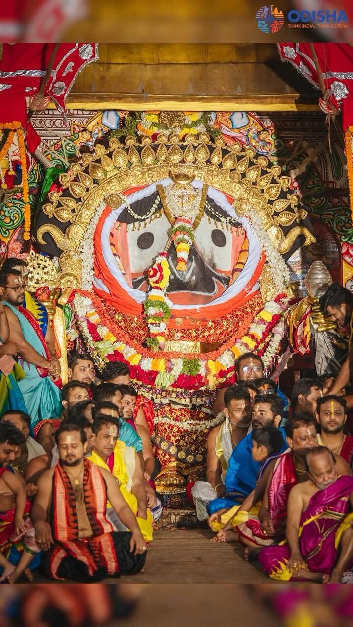 Odisha is coming to Banaras! 🌊🎭✨
Experience the colours, flavours, crafts, heritage & traditions of Odisha at Odisha Parab. ❤️
📅 22 • 23 • 24 August 2026
⏰ 11:00 AM – 11:00 PM
📍 Deendayal Hastkala Sankul, Varanasi
🎟️ ENTRY FREE
From Odissi & Gotipua to traditional crafts, authentic Odia cuisine, handlooms and Odisha’s incredible tourism — experience it all under one roof!
So Banaras, ready to see it, taste it & feel Odisha? 🔥
Save the dates & bring your family and friends! 🙌
#OdishaParab #OdishaInVaranasi #OdishaTourism #OdishaCulture #ExploreOdisha OdiaCulture Varanasi Banaras BanarasEvents VaranasiEvents Odissi Gotipua OdiaFood Handicrafts IndianCulture IncredibleIndia FreeEntry EventsInVaranasi