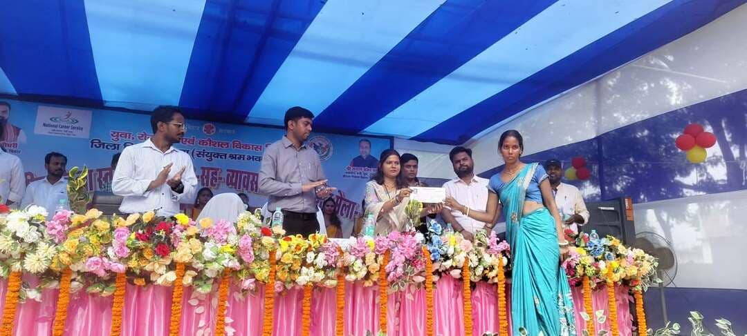 संयुक्त श्रम भवन, जिला नियोजनालय, मधेपुरा (निकट डी०आर०सी०सी० कार्यालय) में जिला स्तरीय नियोजन -सह-व्यावसायिक मार्गदर्शन मेला/ रोजगार मेला का आयोजन।
Information & Public Relations Department, Government of Bihar