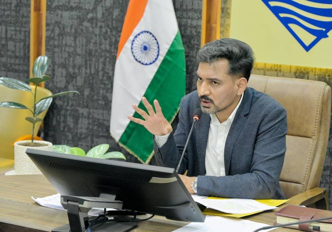 देहरादून में नशे के खिलाफ प्रशासन का बड़ा एक्शन, 208 मुकदमे दर्ज; 237 आरोपी पहुंचे जेल...see more