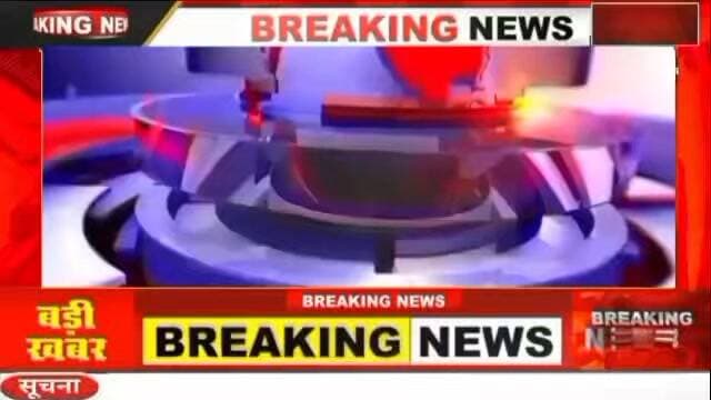 मूसलाधार बारिश से जीवन अस्त-व्यस्त, BSP नेता अभिषेक पटेल ने बाढ़ पीड़ितों की मदद की।बहुजन समाज पार्टी के लोकसभा पूर्व प्रत्याशी एवं एडवोकेट बहुजन नेता अभिषेक पटेल सुबह से ही बाढ़ पीड़ितों की हरसंभव मदद में जुटे हैं।कच्चे मकान में घुसा पानी, परिवार को सुरक्षित निकाला। सुबह ग्राम पंचायत कोरिगवां में गणेश कुशवाहा के कच्चे मकान में पानी भर गया, जिससे मकान गिरने की स्थिति बन गई। सूचना मिलते ही एड. अभिषेक पटेल की टीम मौके पर पहुंची और तत्परता दिखाते हुए पीड़ित परिवार और उनके जरूरी सामान को घर से बाहर निकाला