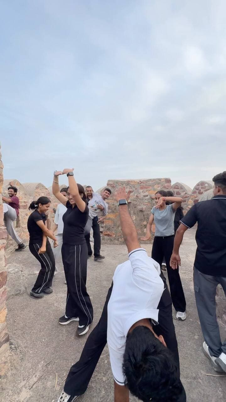 After trek your Gang😂
Follow @jodhpurtrekkers_official
#jodhpurtrekkers #hikking #trek #hike