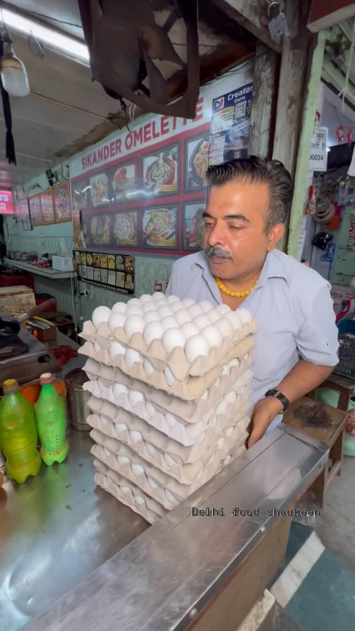 Sikander Omelette old Delhi Sita ram bazar
#foodreels #streetfood #viralreels #delhifood #food