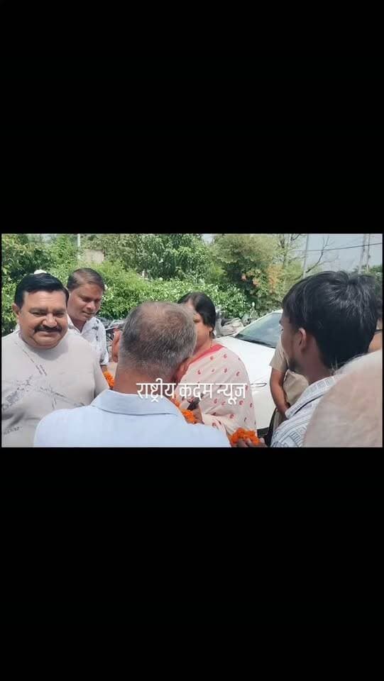 यमुनानगर मेयर सुमन बहमनी ने विशेष बच्चों संग मनाई जन्माष्टमी, यमुनानगर स्थित उत्थान संस्थान में जन्माष्टमी पर आयोजित कार्यक्रम में मेयर सुमन बहमनी ने विशेष बच्चों के साथ खुशियां साझा कीं। राधा-कृष्ण की वेशभूषा में बच्चों ने मनमोहक प्रस्तुतियां देकर सभी का दिल जीत लिया। मेयर ने बच्चों का उत्साह बढ़ाते हुए उत्थान संस्थान की निदेशक अंजू वाजपेयी और डॉ. प्रमोद वाजपेयी के कार्यों की सराहना की तथा विशेष बच्चों के उज्ज्वल भविष्य की कामना की।
📍 राष्ट्रीय कदम न्यूज़
#Janmashtami #Yamunanagar #MayorSumanBahmani #UthaanSansthan #SpecialChildren KrishnaJanmashtami