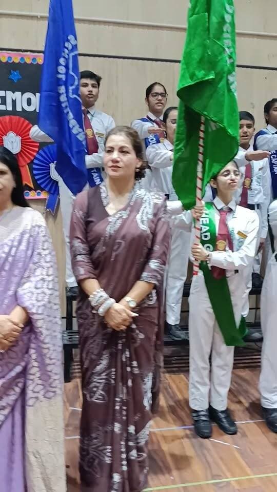 ✨ A Proud Celebration of Leadership at DPS Ballabgarh! ✨
Delhi Public School Ballabgarh proudly hosted its Investiture Ceremony 2026–27, celebrating the spirit of leadership, responsibility, service and excellence as our young leaders stepped forward to embrace their new roles. 🏅
The occasion was graced by our esteemed guests:
🌟 Chief Guest – Mr. Dinesh Raghuvanshi, International Legendary Poet
🥊 Guest of Honour – Mr. Harsh Gill, International Boxing Player
🎖️ Special Guest – Mr. S.P. Lall, Pro Vice Chairman, DPS Ballabgarh
🌷 Mrs. Rani Lall, Member, DPS Ballabgarh
Their presence and inspiring words added immense value and grandeur to this memorable occasion.
A Leader Today. A Legacy Tomorrow! 🌟
#dpsballabhgarh
#investitureceremony
#schoolevent
#voiceoffaridabad
#voiceoffreedom