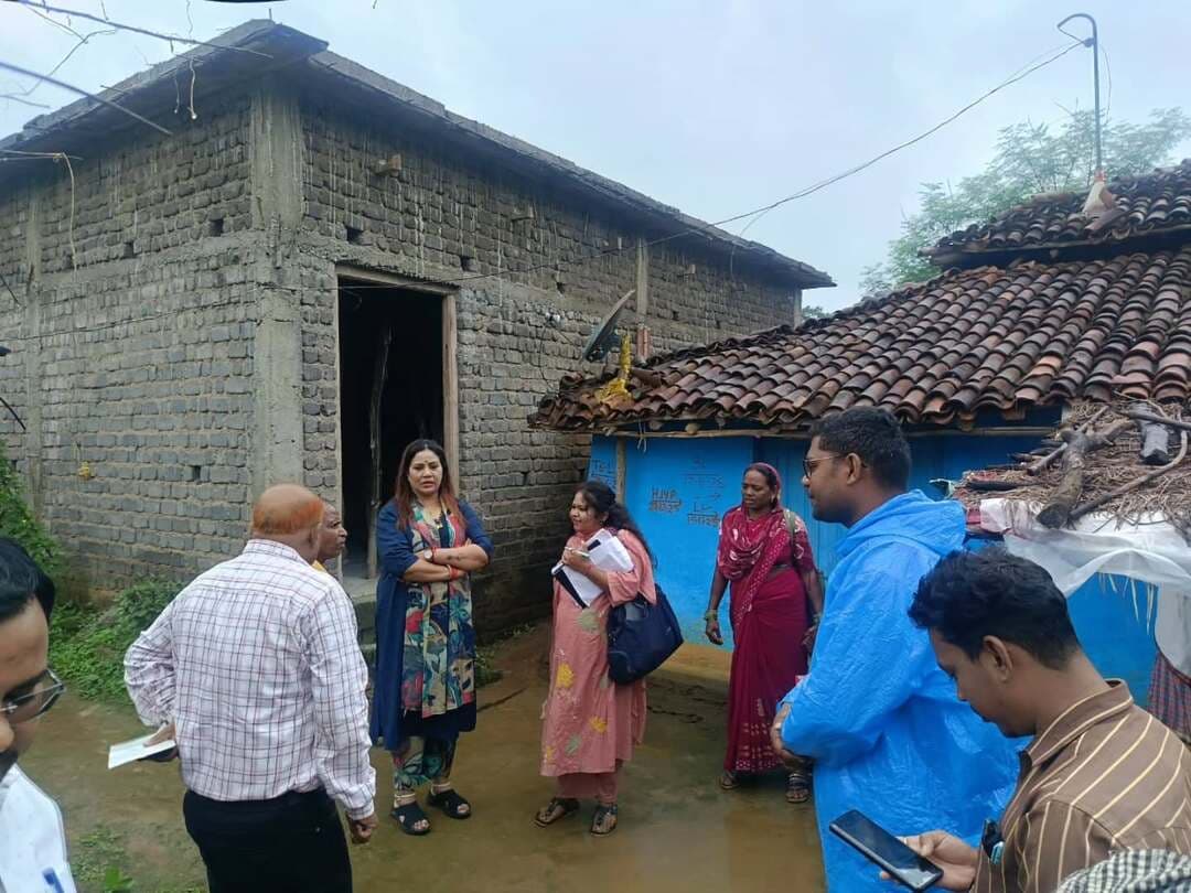 कलेक्टर श्रीमती तनुजा सलाम ने मानपुर क्षेत्र में विकास कार्यों का किया निरीक्षण, दिए आवश्यक निर्देश
- कलेक्टर पहुंची स्वामी आत्मानंद विद्यालय, विद्यार्थियों से संवाद कर जानी पढ़ाई की स्थिति।
- कलेक्टर श्रीमती सलाम ने सामुदायिक स्वास्थ्य केंद्र का किया औचक निरीक्षण, स्वास्थ्य सेवाओं की ली जानकारी
#mmacdistrict_cg #chhattishgarh
@chhattisgarhcmo @dpr.chhattisgarh