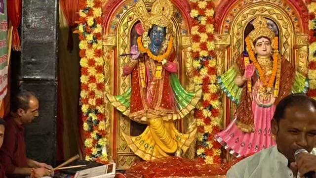 *रुड़की के 16 सिविल लाइन में श्री कृष्ण जन्माष्टमी महोत्सव के लाइव दर्शन खास आपके लिए अखण्ड उत्तराखंड आधुनिक आदान-प्रदान पर।*
अखण्ड उत्तराखंड। टीम उमेश कुमार Sonia Sharma Joint Magistrate Office Roorkee टीम पदम सिंह रोड Pushkar Singh Dhami जय भोले नाथ बाबा । को जुरुर फॉलो करे Manish Sharma Pradeep Batra Bharatiya Janata Party (BJP) Munish Sharma Sachin Gupta Rashi Gulshan Kaushik