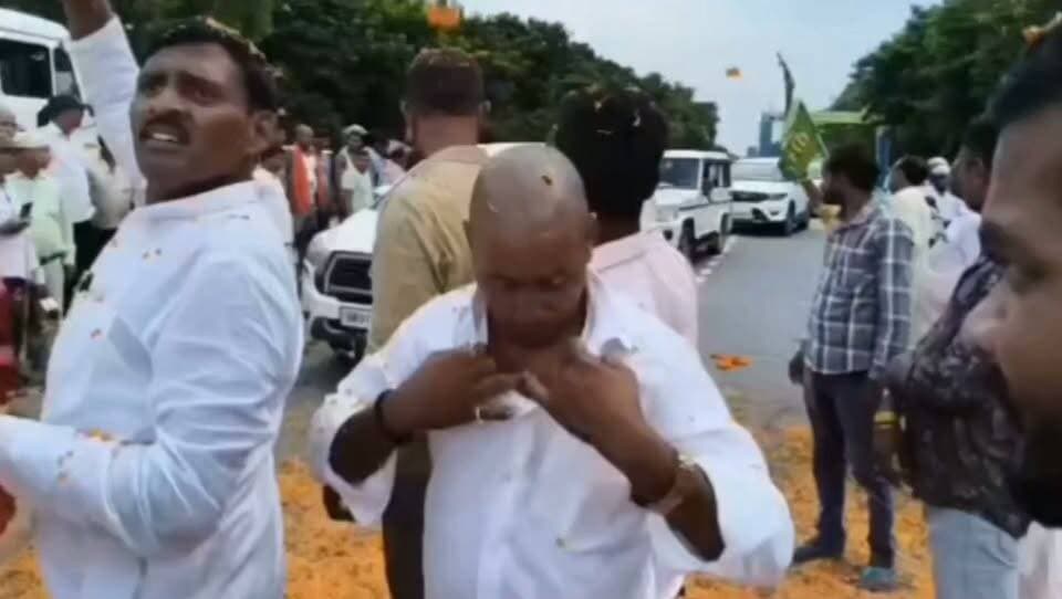 नीतीश कुमार के बेटे निशांत के स्वागत में JDU नेता के गले से 7 लाख की चेन गायब सीसीटीवी कंगाल रही पुलिस