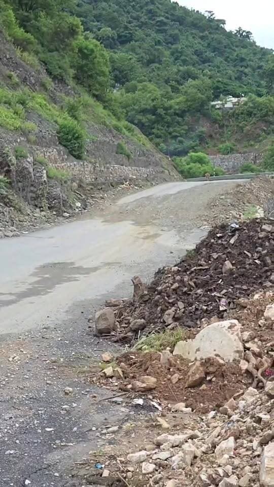 रूद्रप्रयाग: करोड़ों खर्च के बाद फिर धंसने लगा जवाडी रूद्रप्रयाग बाईपास,,