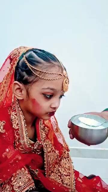 राधा रानी जी को भोग लगाया माखन का #shorts #radharani #janmashtami