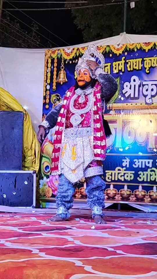 श्री सनातन धर्म राधा कृष्ण मंदिर मॉडल टाउन में श्रीकृष्ण जन्मोत्सव बड़ी धूमधाम के साथ मनाया जा रहा बरसात के बाद भी भारी संख्या में श्रीकृष्ण भगवान के दर्शन के लिए पहुंची जनता