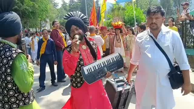 जय श्री कृष्ण, शोभायात्रा
#chambaexpress #virals #chamba #jaishrikrishna🌸🌹🍁👏 #laddugopal