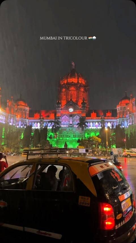 Rainy streets, tricolour lights & the spirit of freedom. 🇮🇳🌧️✨
Mumbai, you look beautiful in every season. ❤️
#Mumbai #MumbaiMonsoon #IndependenceDay #15August #Tricolour