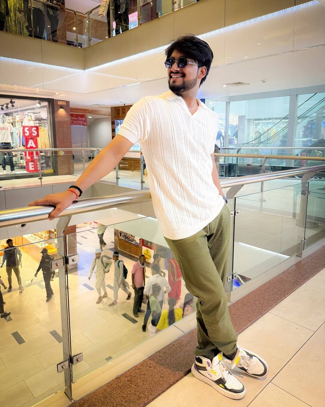 कैसे हो Aap लोग❓🫶❤️
.
.
.
#instafamily #instamood #instafit #instapic #instamusic #instavibe #instapicture #instaboy #photo #photography #photographs #virals #viralpost #viral #trending #trendingposts