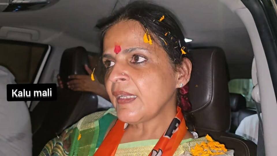 लोगों के अनाज के पैसे खाने वाला यह था नगर परिषद में कांग्रेस का राज- प्रियंका चौधरी विधायक
Dr Priyanka Chaudhary Swaroop Singh Khara K.K. Vishnoi Kailash Choudhary